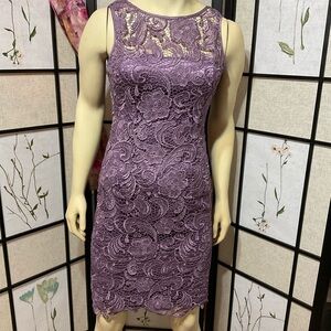 Adrianna Papell Purple Lace Sleeveless Sheath Dress with Built-In Bra Size 4